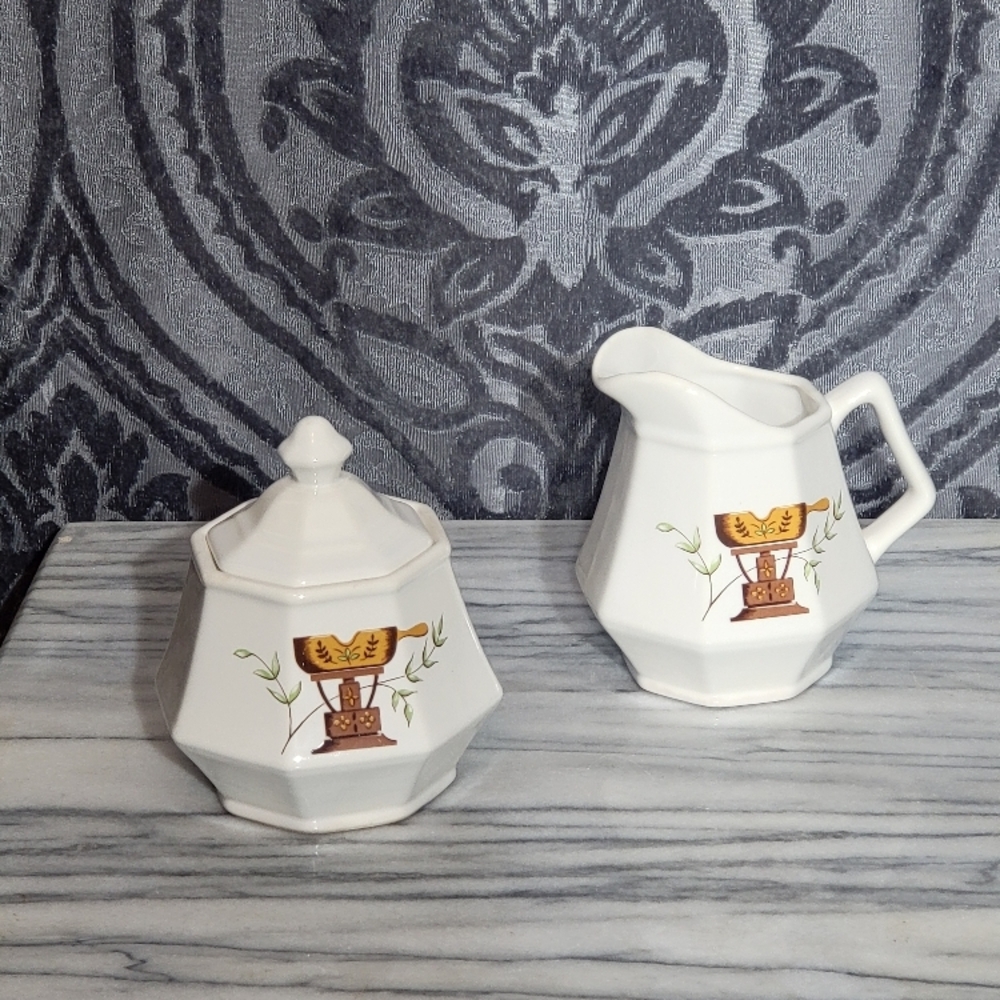 Vintage Ceramic Sugar and Creamer Set - White